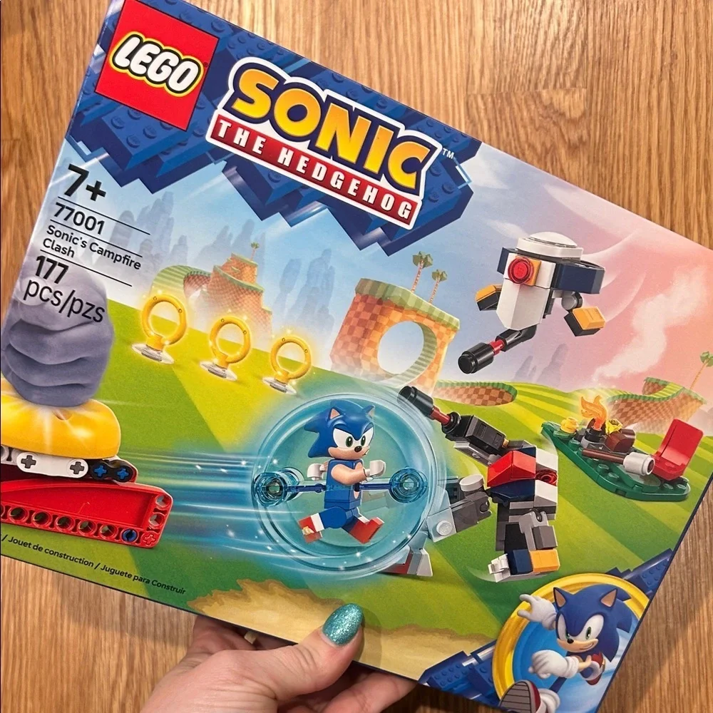 LEGO Sonic the Hedgehog Camp fire clash Adventure Set with 177 Pieces new in box
